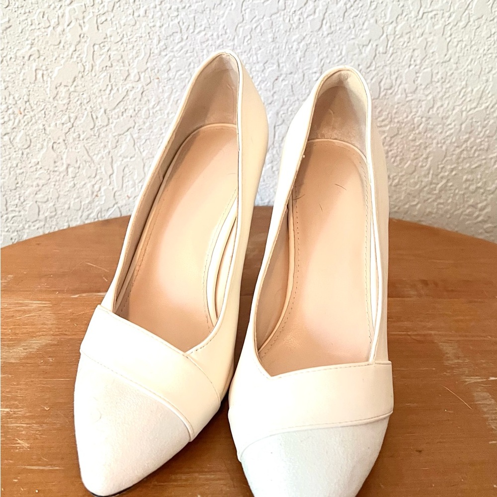 Elegant Cream Women's Pumps